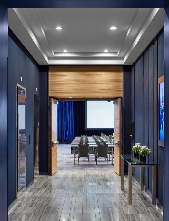The Lofton Minneapolis, Tapestry Collection By Hilton Hotel 4*